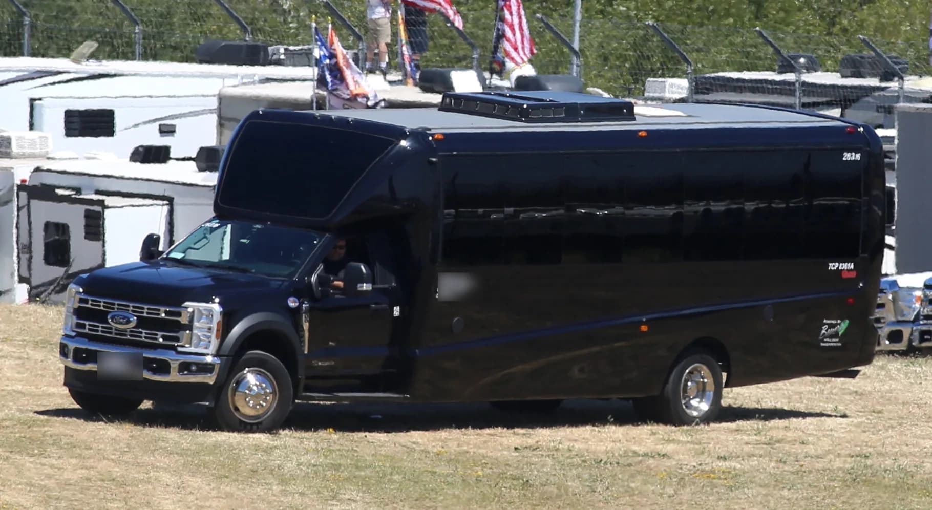 Mini coach, Grech GM-33