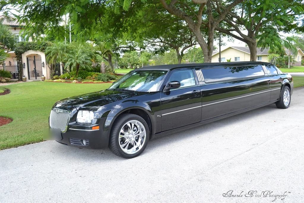 Stretch limousine, Chrysler 300 stretch