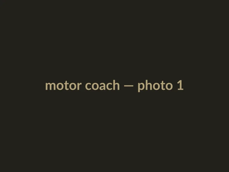Motor coach, photo 1 of 3