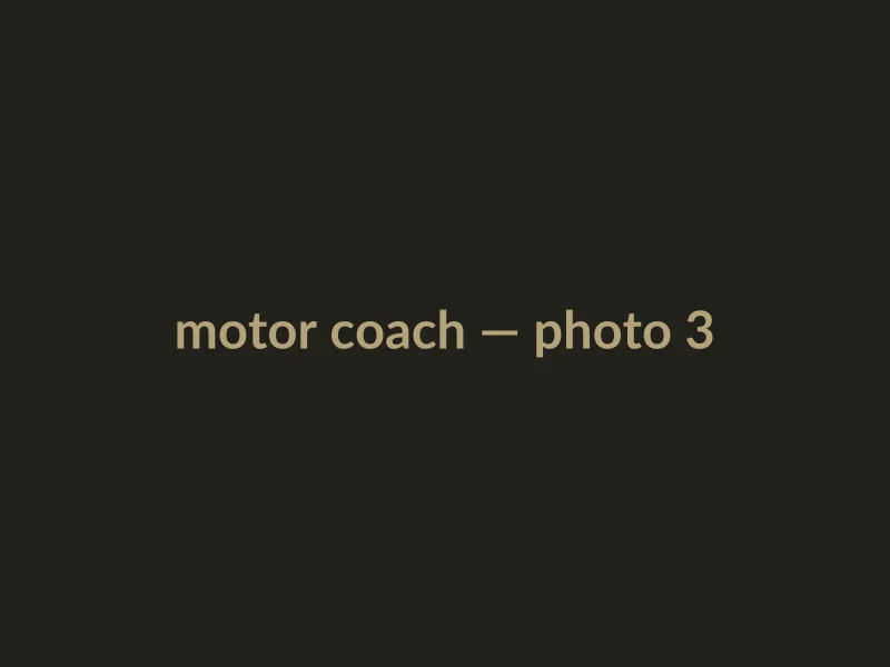 Motor coach, photo 3 of 3